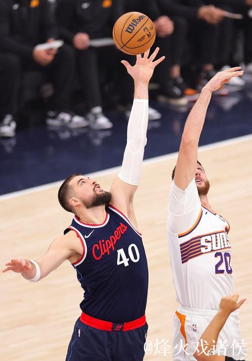 杜兰特25分力压哈登29+12+8 太阳加时惊险击败快船
