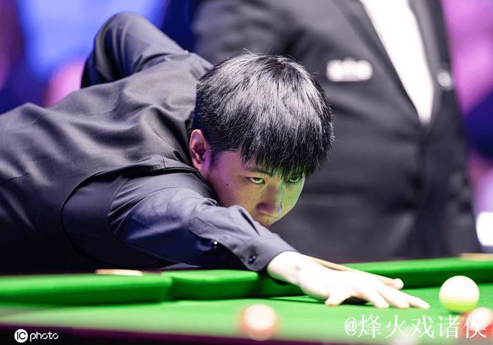 赵心童以4-3险胜休吉尔 成功跻身英国公开赛64强