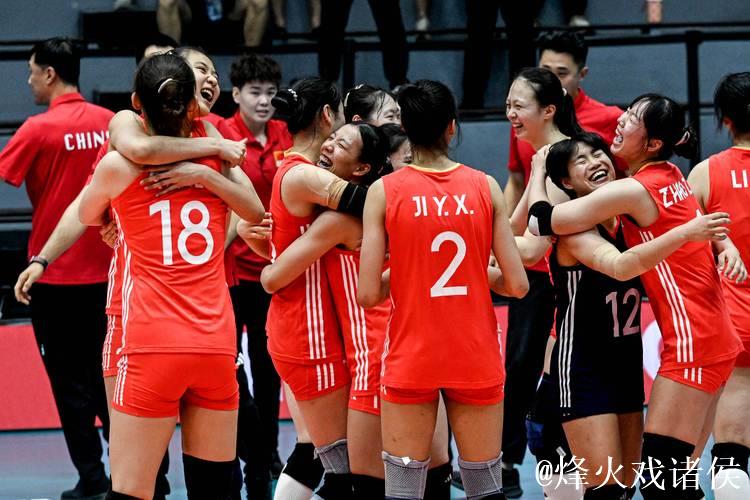 U21女排世锦赛：中国队3-0完胜美国，豪取5连胜挺进16强