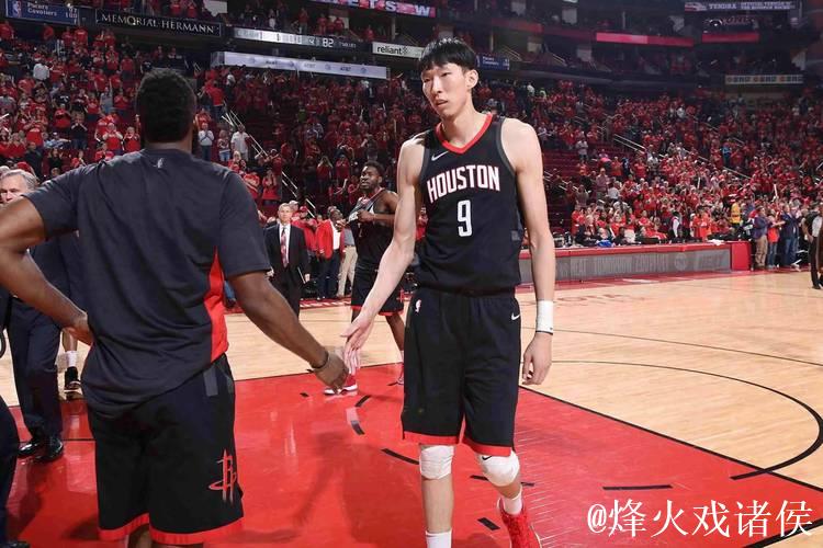 6年后中国球员再登NBA舞台，前一位是火箭队周琦
